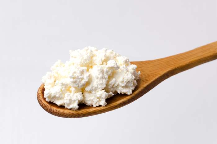 Рецепт творога из кислого молока в домашних условиях — готовый продукт 3