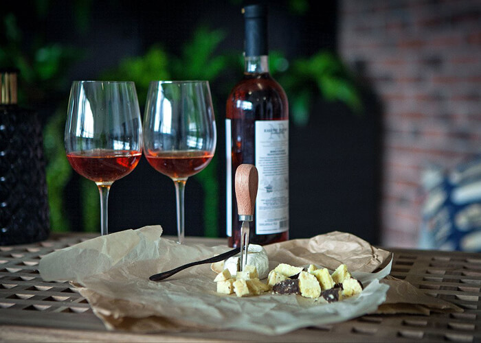 Какое вино подходит к сыру камамбер